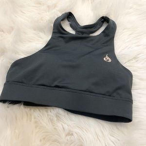 Race back sports bra